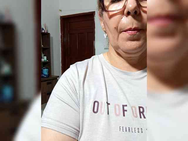 AfroditaMilf69 AfroditaMilf69