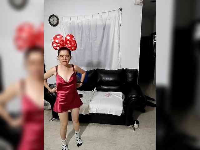 AfroditaMilf69 webcam