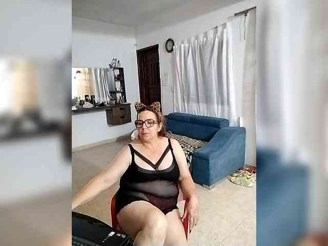 AfroditaMilf69 webcam