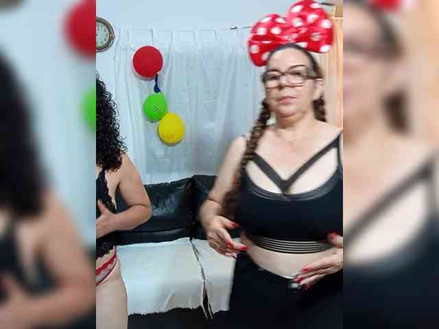 AfroditaMilf69 webcam