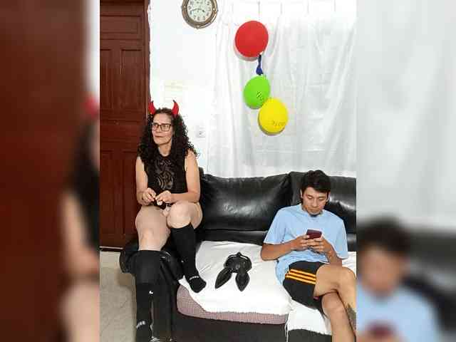 AfroditaMilf69 webcam