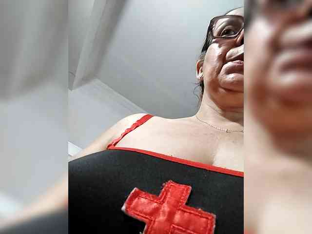 AfroditaMilf69 webcam