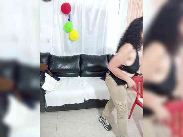 AfroditaMilf69 webcam