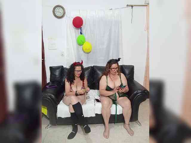 AfroditaMilf69 webcam