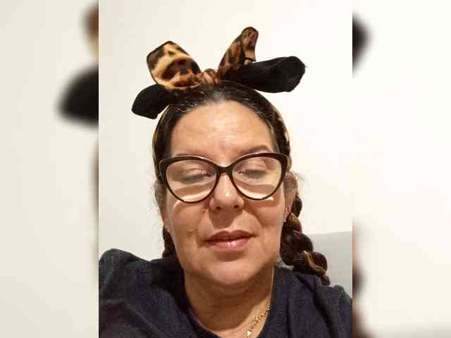 AfroditaMilf69 webcam