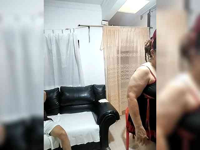 AfroditaMilf69 webcam