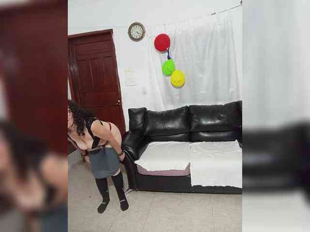 AfroditaMilf69 webcam