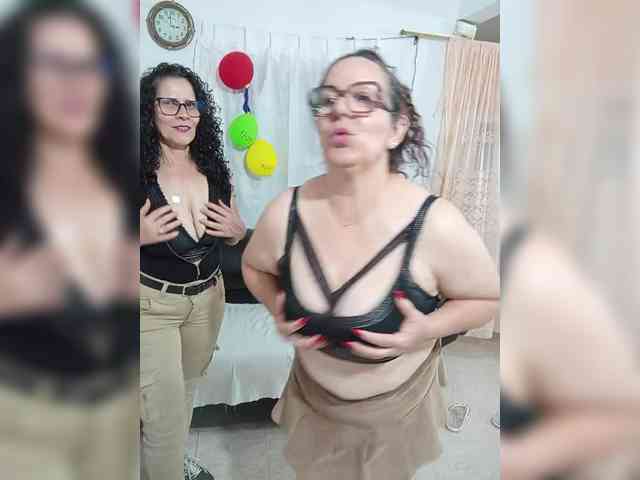 AfroditaMilf69 webcam