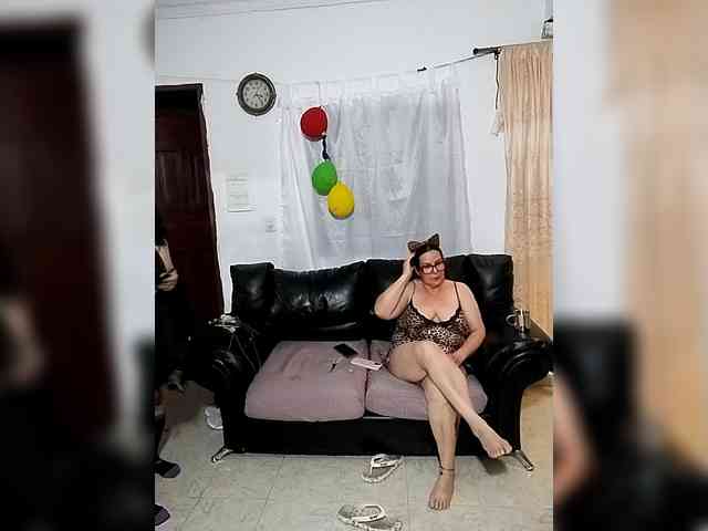 AfroditaMilf69 webcam