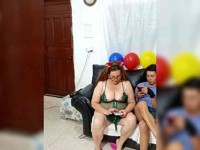 AfroditaMilf69 webcam