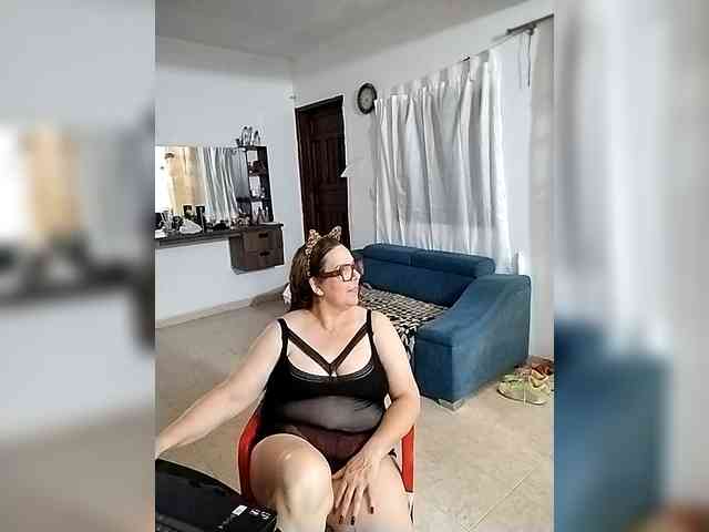 AfroditaMilf69 webcam