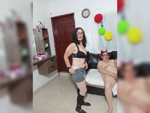 AfroditaMilf69 webcam