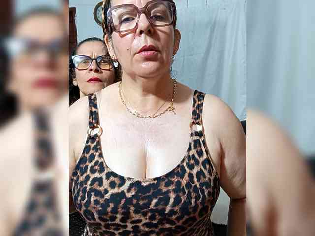 AfroditaMilf69 webcam