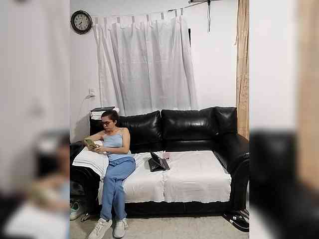 AfroditaMilf69 webcam