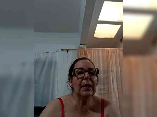 AfroditaMilf69 webcam