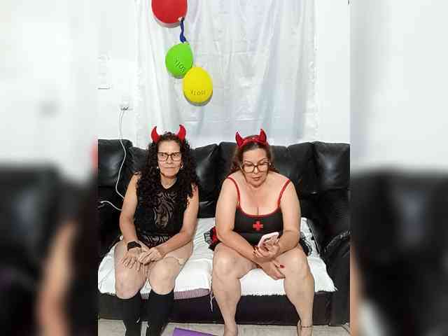 AfroditaMilf69 webcam