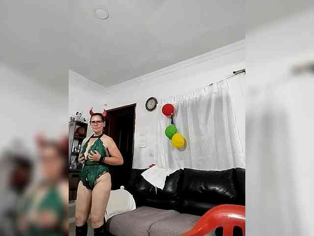 AfroditaMilf69 webcam