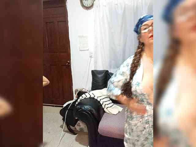 AfroditaMilf69 webcam