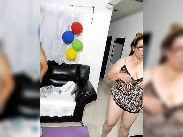 AfroditaMilf69 webcam