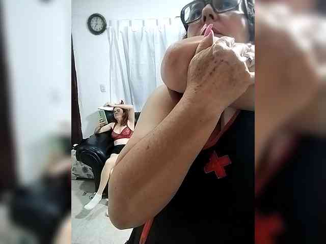 AfroditaMilf69 webcam