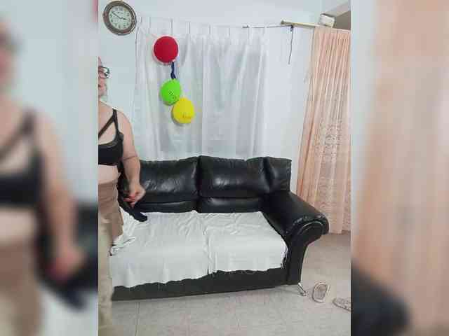 AfroditaMilf69 webcam