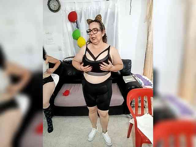 AfroditaMilf69 webcam