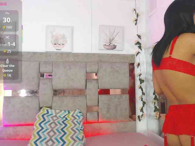 Malia-Brown1 webcam