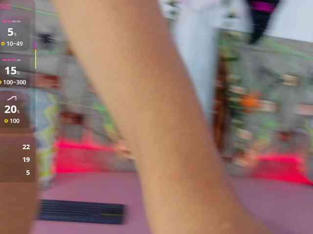 Malia-Brown1 webcam