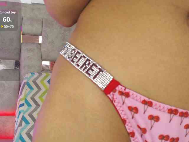 Malia-Brown1 webcam