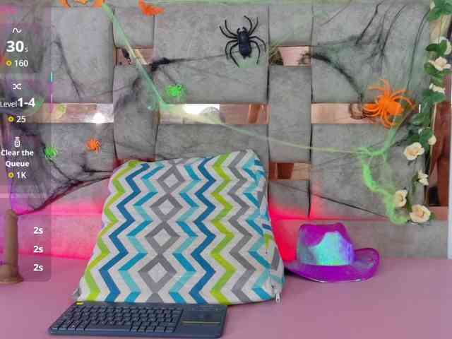 Malia-Brown1 webcam