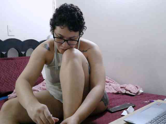 onlyLuxas23 Live Webcam on BongaCams