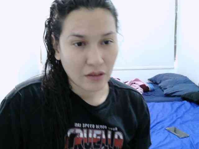onlyLuxas23 webcam