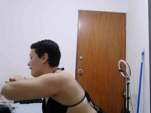 onlyLuxas23 webcam