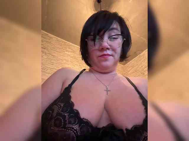 KatrinLove Live Webcam on BongaCams