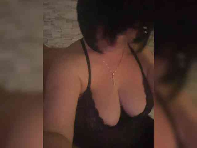 KatrinLove webcam