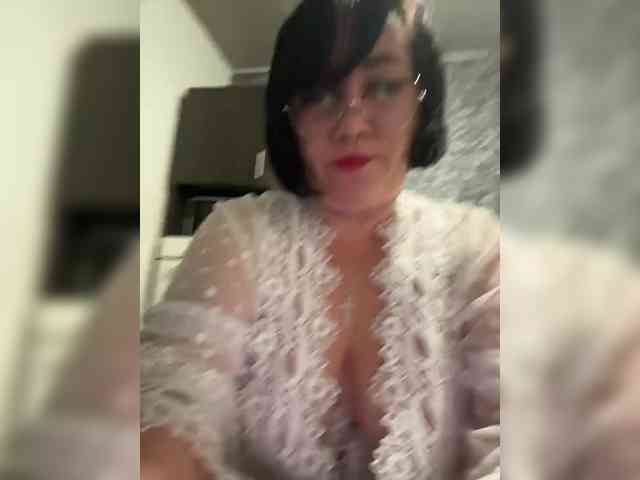 KatrinLove webcam