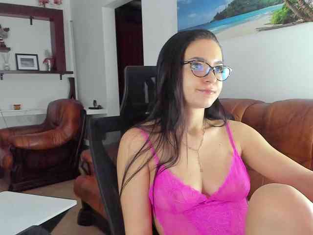 HeavenQueen webcam