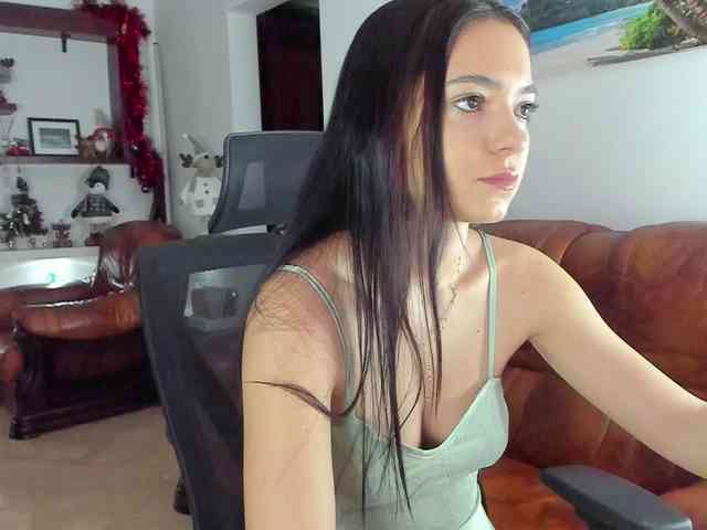 HeavenQueen webcam