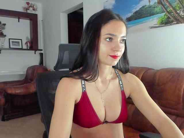 HeavenQueen webcam