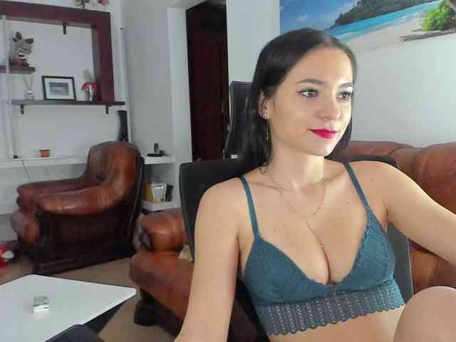 HeavenQueen webcam