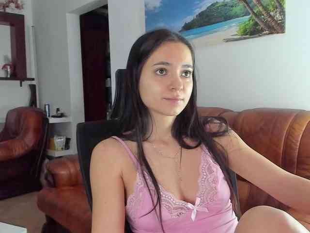 HeavenQueen webcam