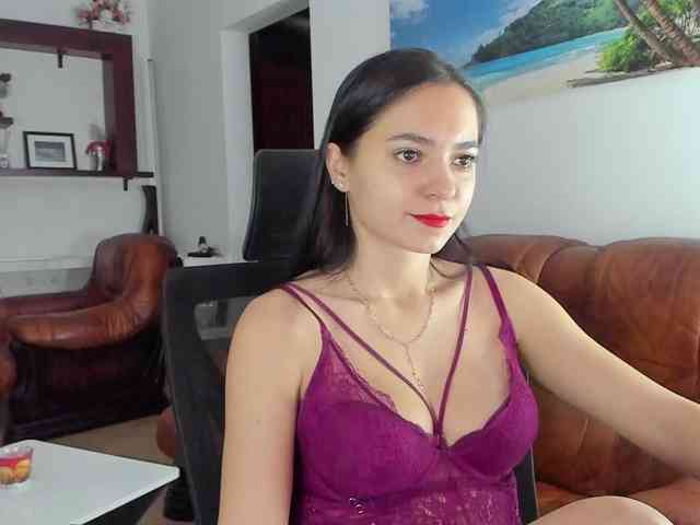 HeavenQueen webcam