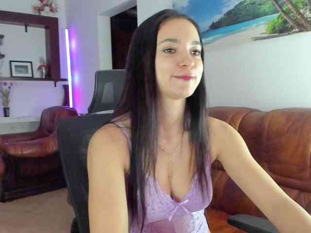 HeavenQueen webcam