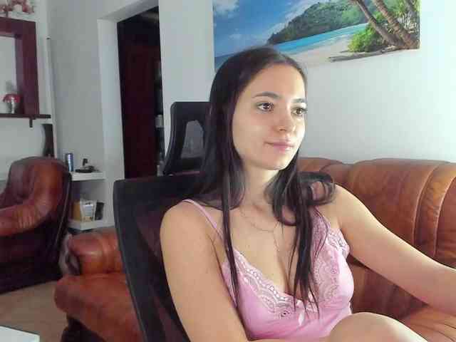 HeavenQueen webcam