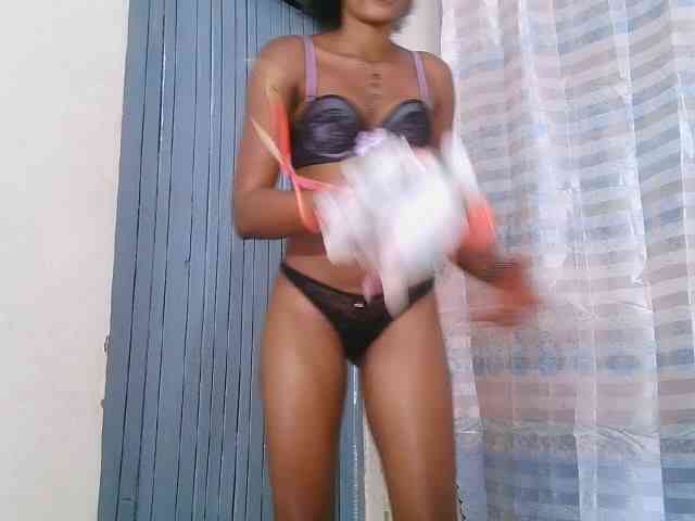 Ginah3x webcam