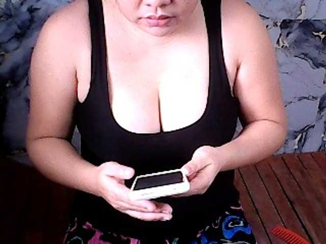 LovelyAnn30 webcam bongacams model stream image