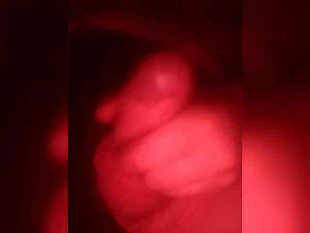 maksim32222 Live Webcam on BongaCams