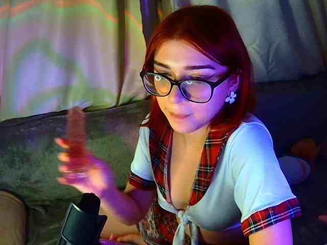 Rina-wang webcam