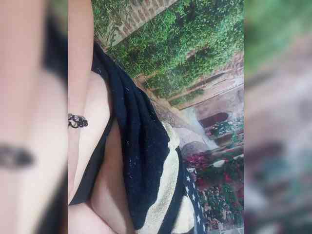Pirozhenkaa webcam