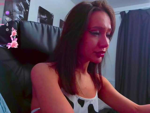 LisaShultz's BongaCams show and profile